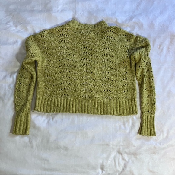 American Eagle Cropped Knit Sweater - Picture 4 of 9